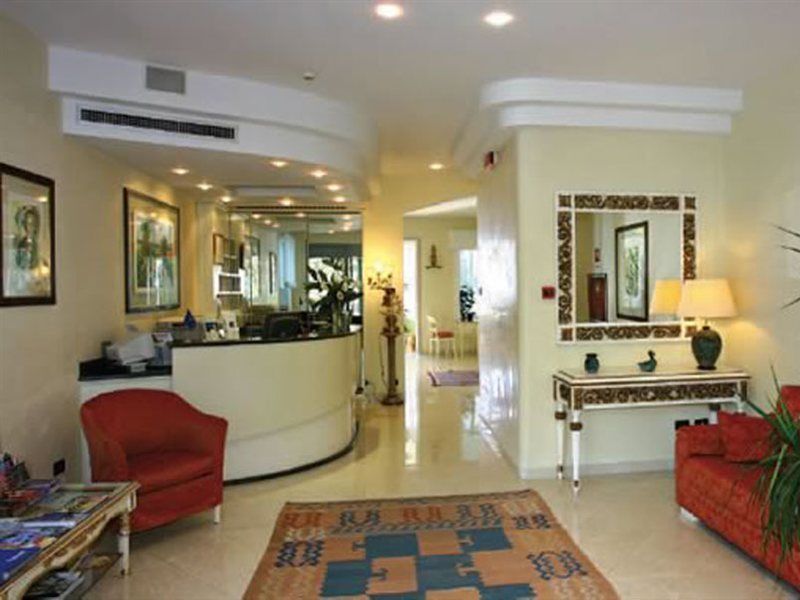Hotel Helios Lido di Jesolo Bagian luar foto